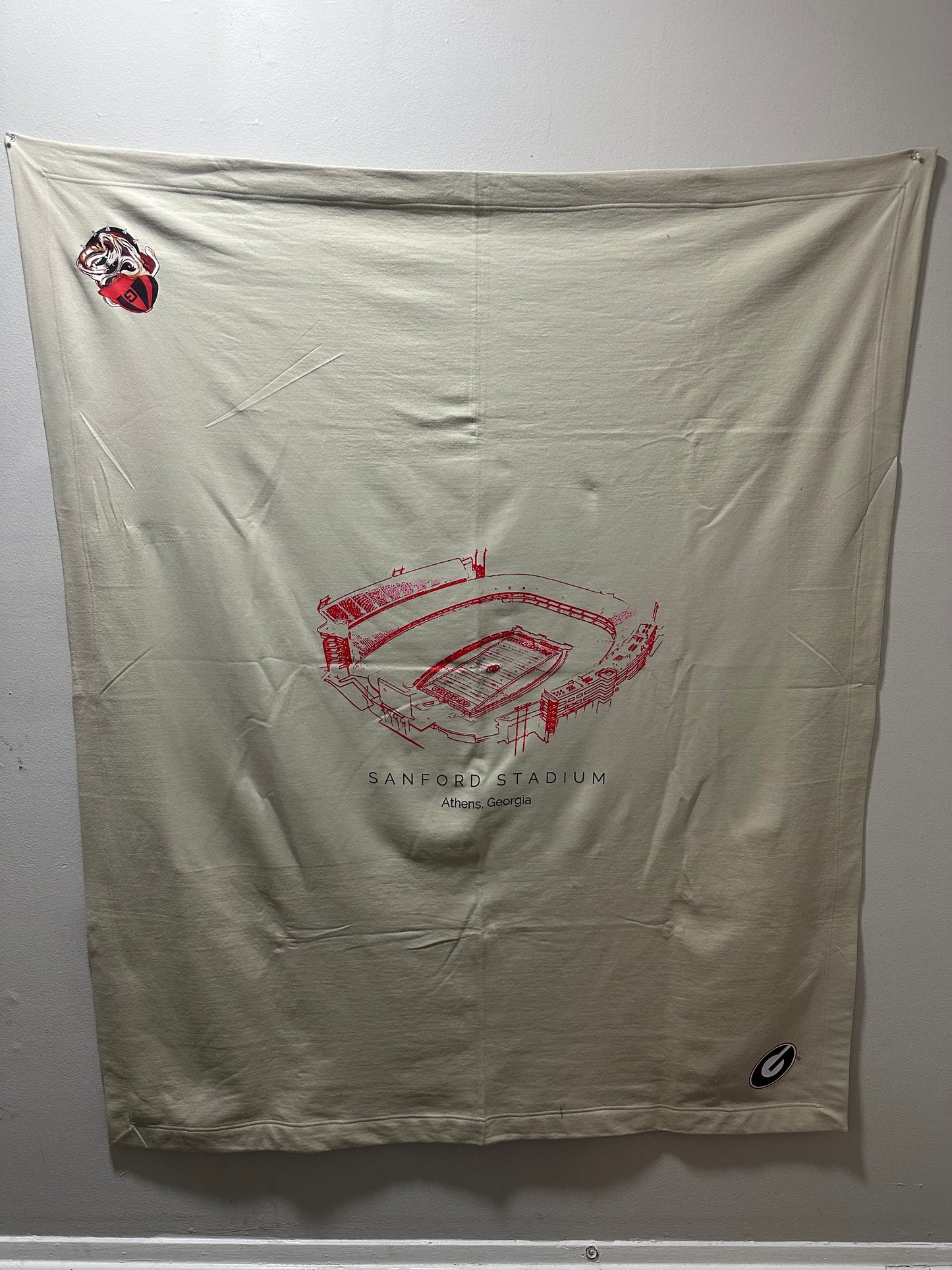Sanford Stadium Outline Print Blanket